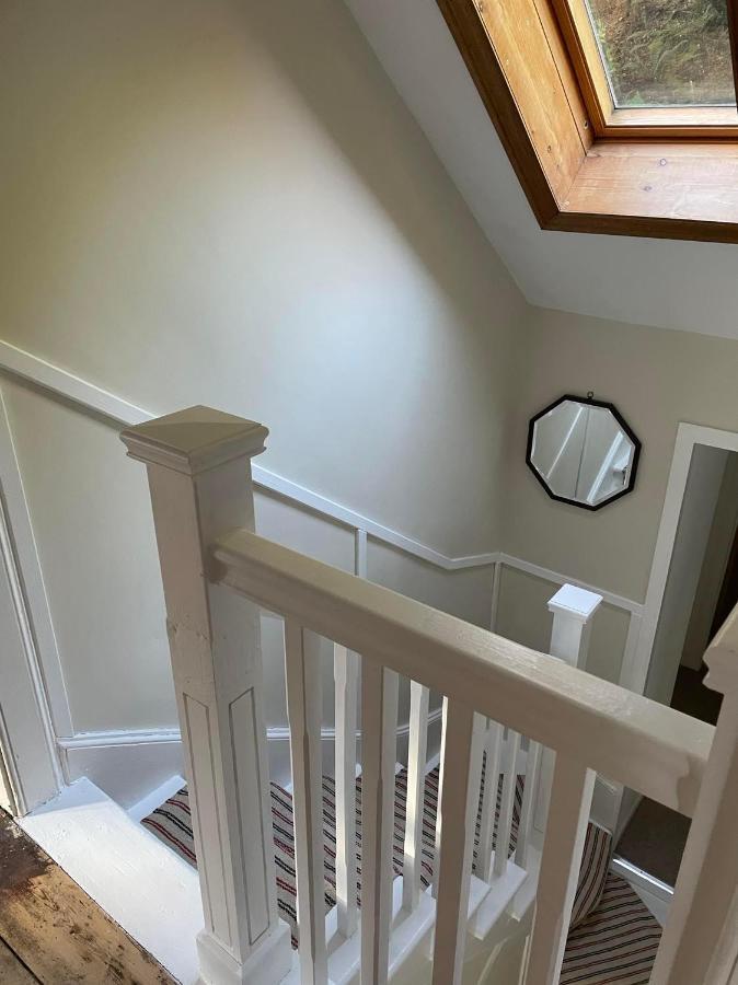 Holiday home Stunning 4bd On Loch Eck *